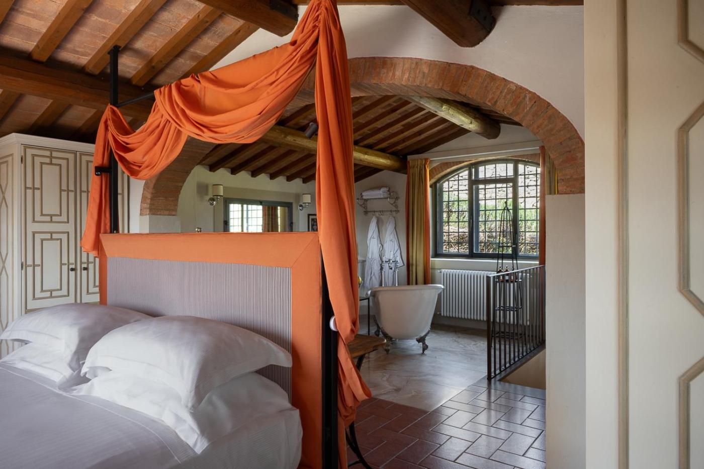 Torre A Cona Wine Estate Hotel San Donato in Collina Bagian luar foto