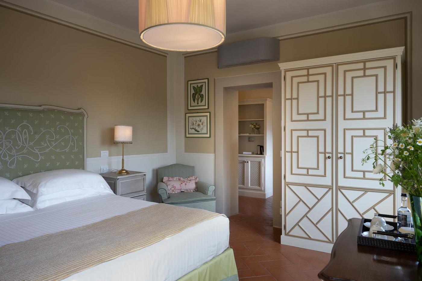 Torre A Cona Wine Estate Hotel San Donato in Collina Bagian luar foto